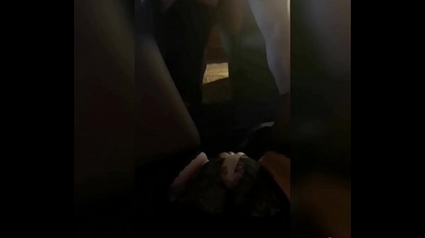 Moto MJM. Mwamuna akugona ndi chibwenzi pamaso pa mkazi wake. Kamwana ka mkazi kanyowa, malingaliro ake onyansa amangodabwitsa